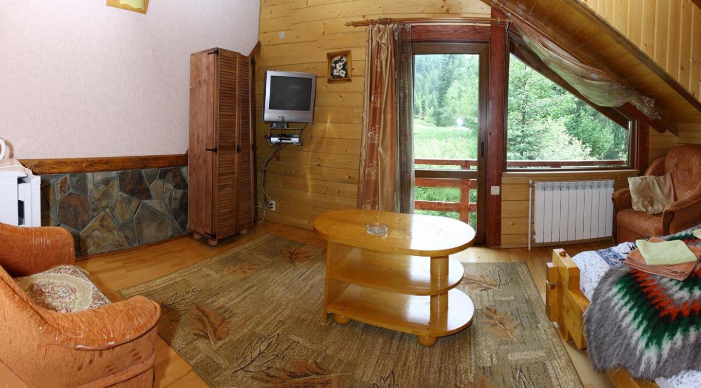 Садиба "У Наталії" Tatariw Exterior foto