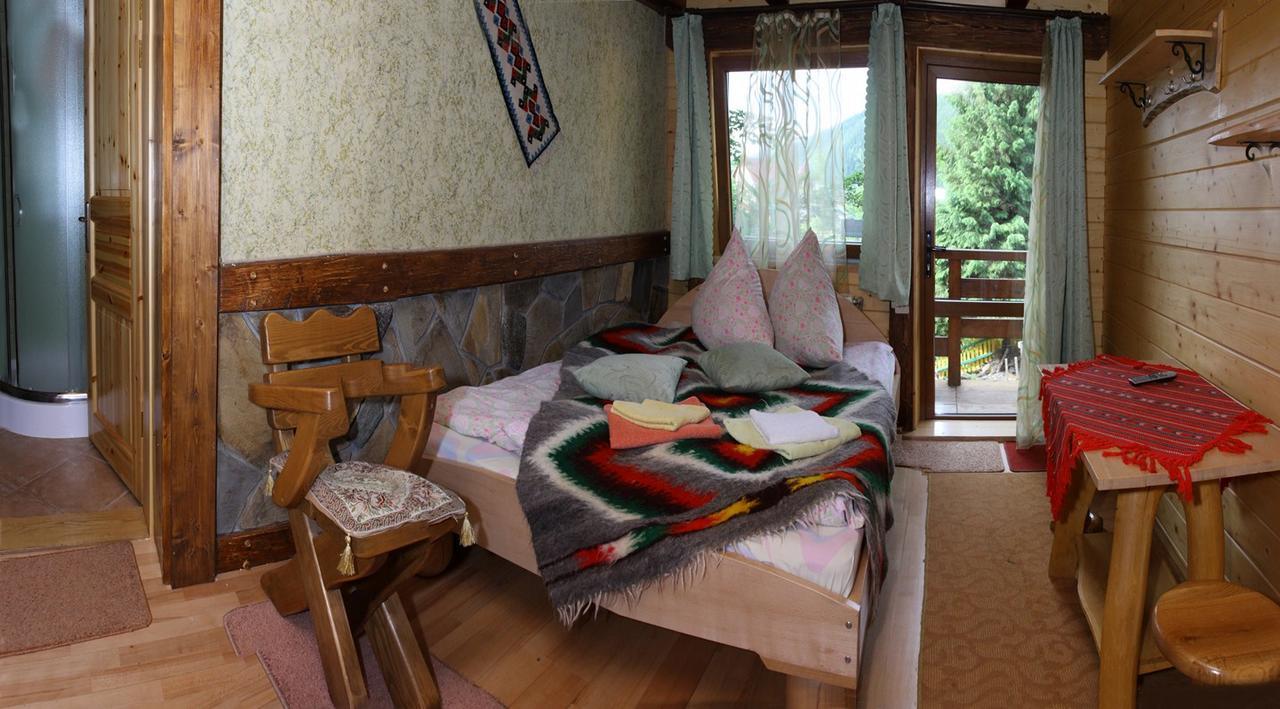 Садиба "У Наталії" Tatariw Exterior foto
